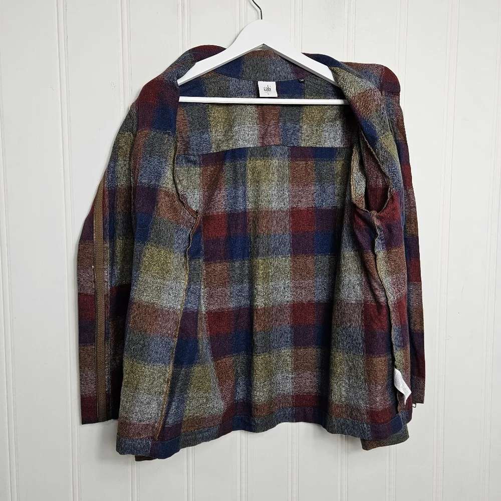 CAbi Barn Jacket Size L Autumn Plaid Pearl Zip Utility Cotton Shacket Multi